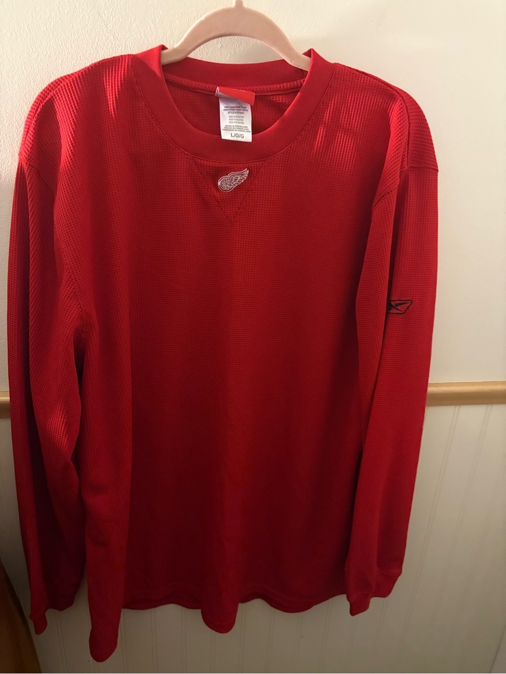 Reebok Detroit Red Wings Face Off Red Thermal Shirt Men’s Large